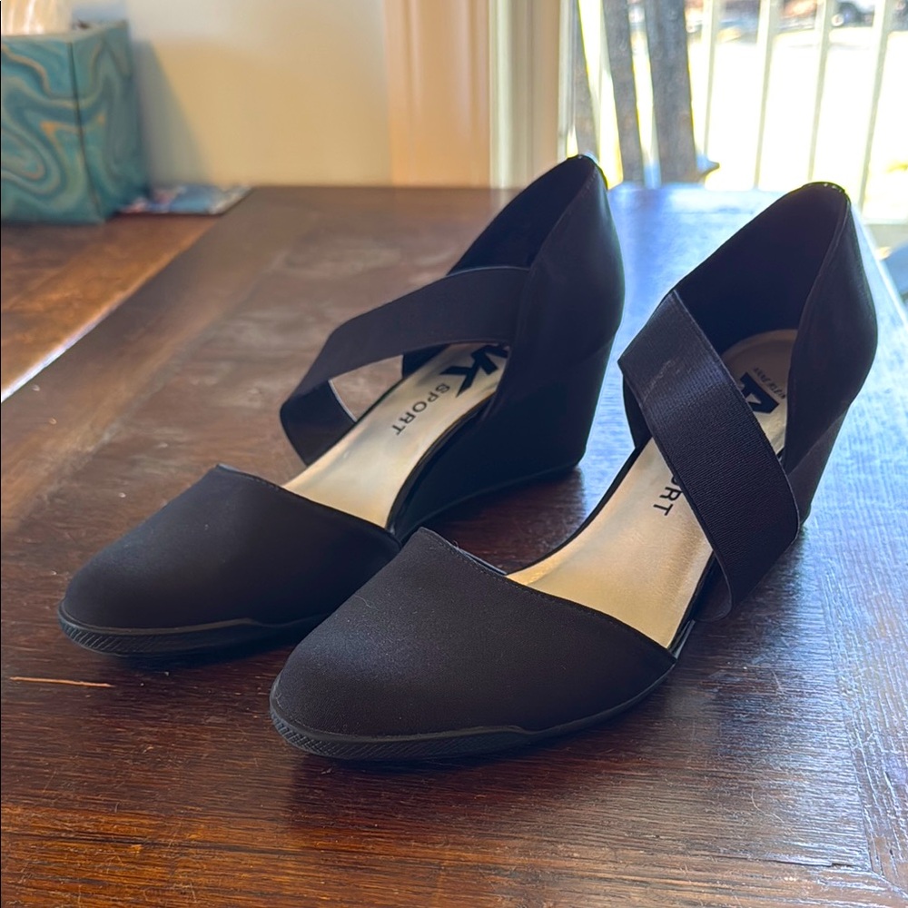 Anne Klein Flex Women's Black Wedge Shoes Size 9